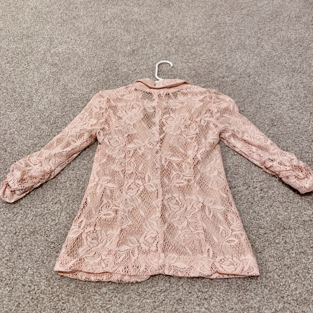 Vests - Picture 3 of 4